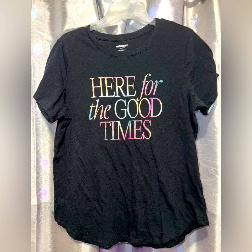 4 old navy shirts